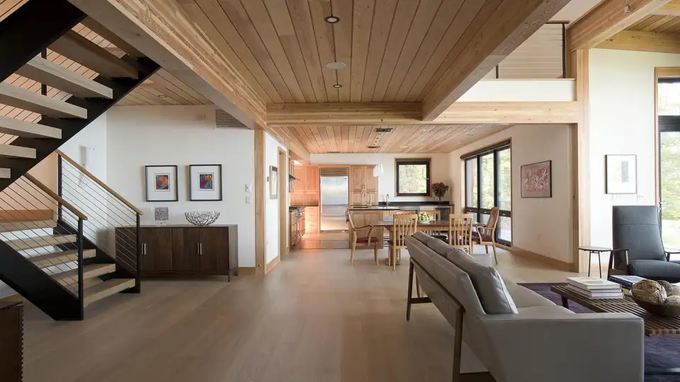 lake modern 4